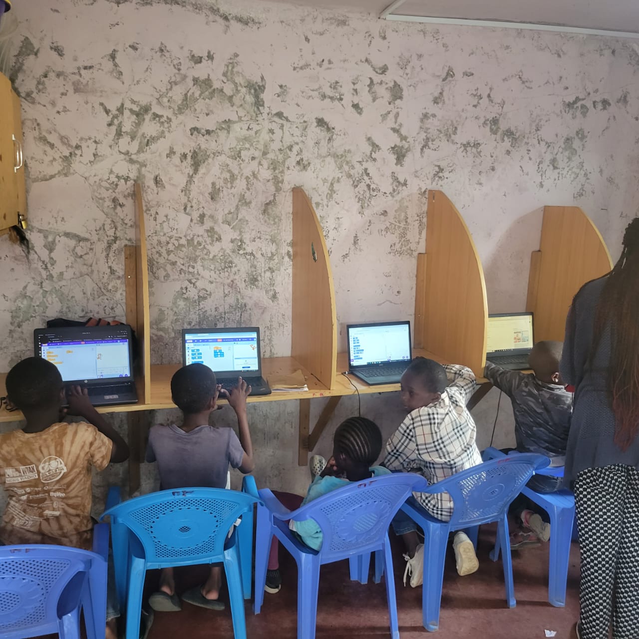 Early Kiserem Tech class at Mwihoko